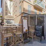 JOLI 2 pièces emplacement idéal piétonne Nice